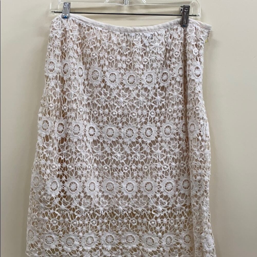 Solitaire women’s Large crocheted white skirt
